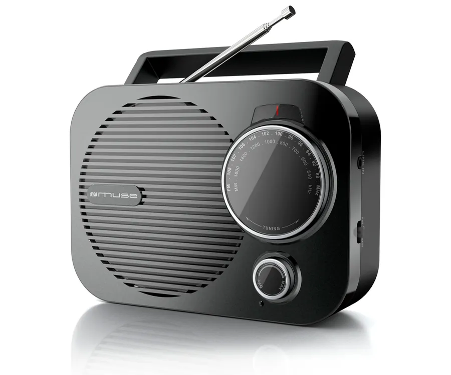 Radio Portátil Aiwa RS-44 Analógica con auriculares, color Negro